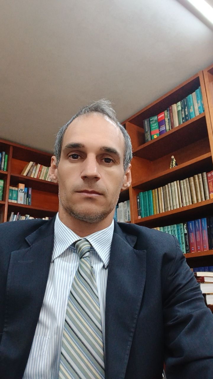 Dr. Rodrigo Braga Alves - Advogado especialista em Direito do Consumidor, Bancário e Imobiliário em Varginha MG - OAB/MG 169.127